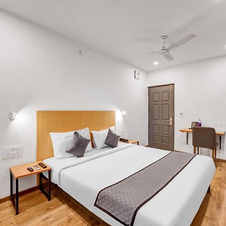 Upar Hotels Uthandi, Ecr Ченнаи Экстерьер фото
